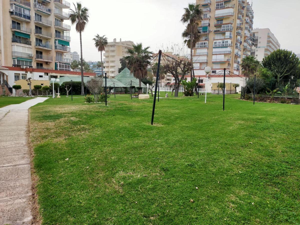 Benalmadena ,Apartamento-Estudio Primera Linea De Playa Extérieur photo